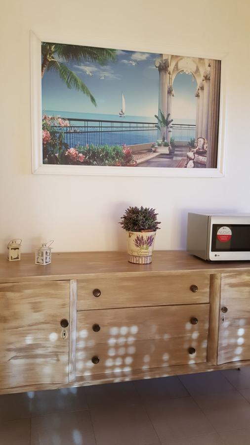 B&B Le Peonie Badesi Bagian luar foto